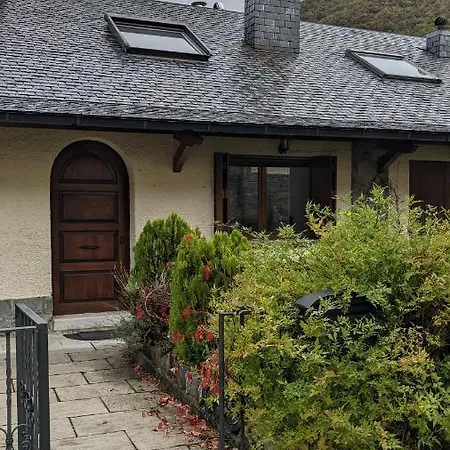 Jarandin 27 - Adosado Familiar En * Biescas (Aragon)