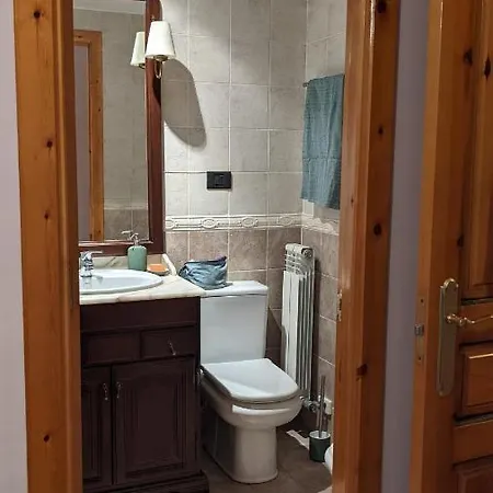 Jarandin 27 - Adosado Familiar En Biescas (Aragon)