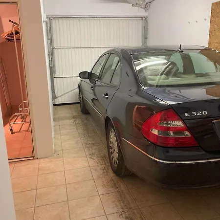 Jarandin 27 - Adosado Familiar En